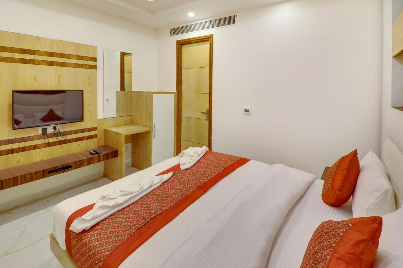 Hotel York Legacy -3 Minutes Walk From New Delhi Railway Station 'The 5 Star Ambience' Newly Built エクステリア 写真