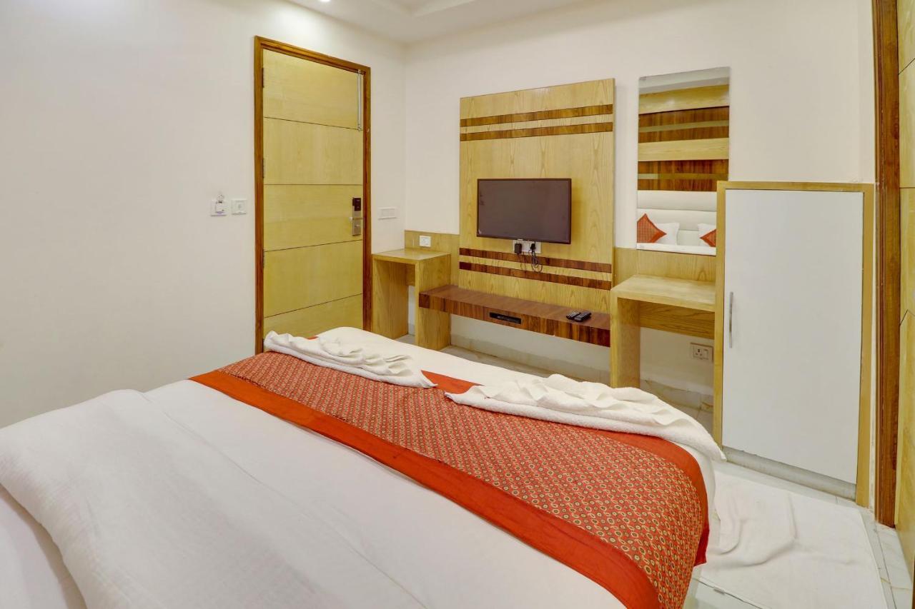 Hotel York Legacy -3 Minutes Walk From New Delhi Railway Station 'The 5 Star Ambience' Newly Built エクステリア 写真