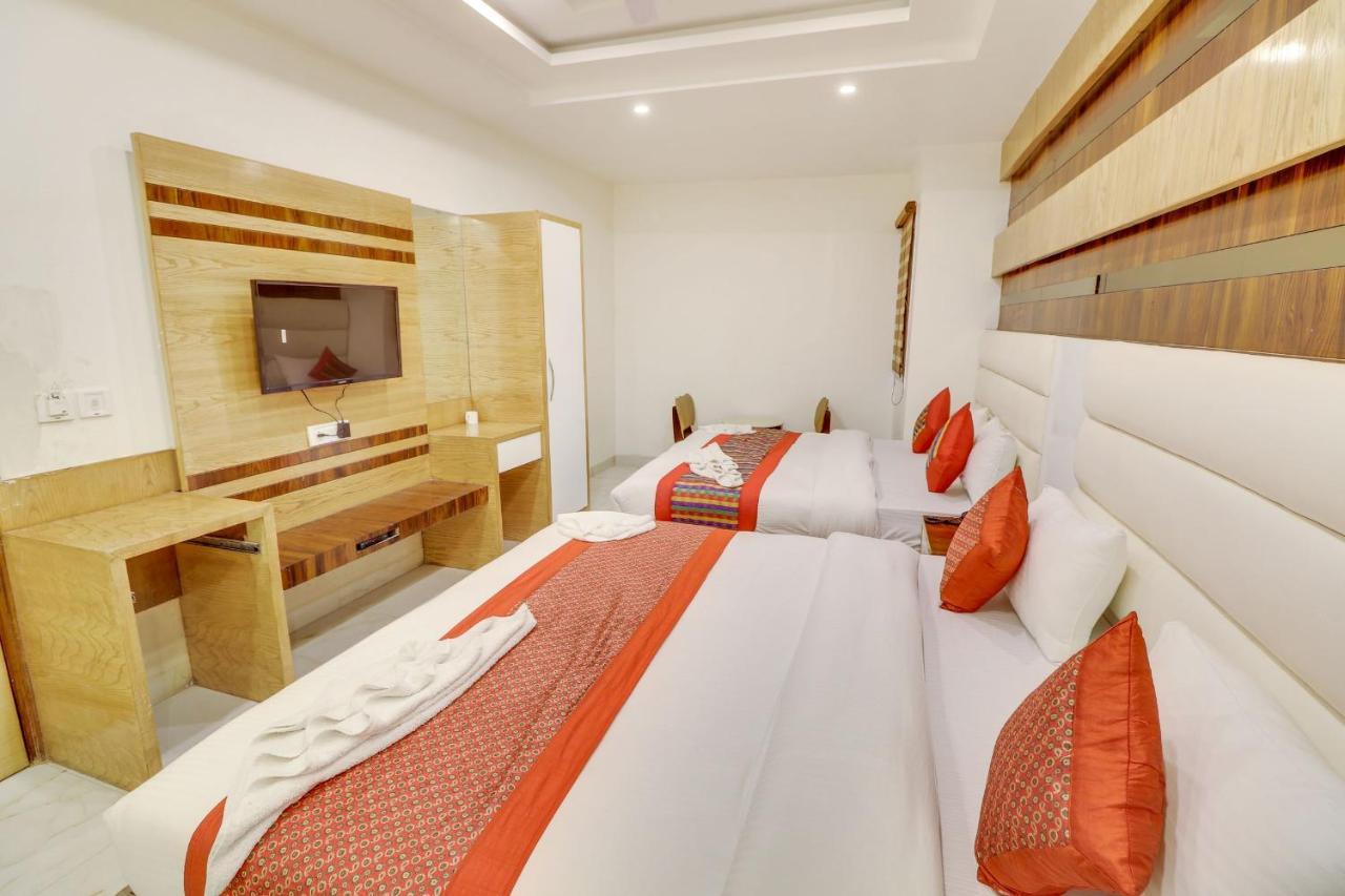 Hotel York Legacy -3 Minutes Walk From New Delhi Railway Station 'The 5 Star Ambience' Newly Built エクステリア 写真