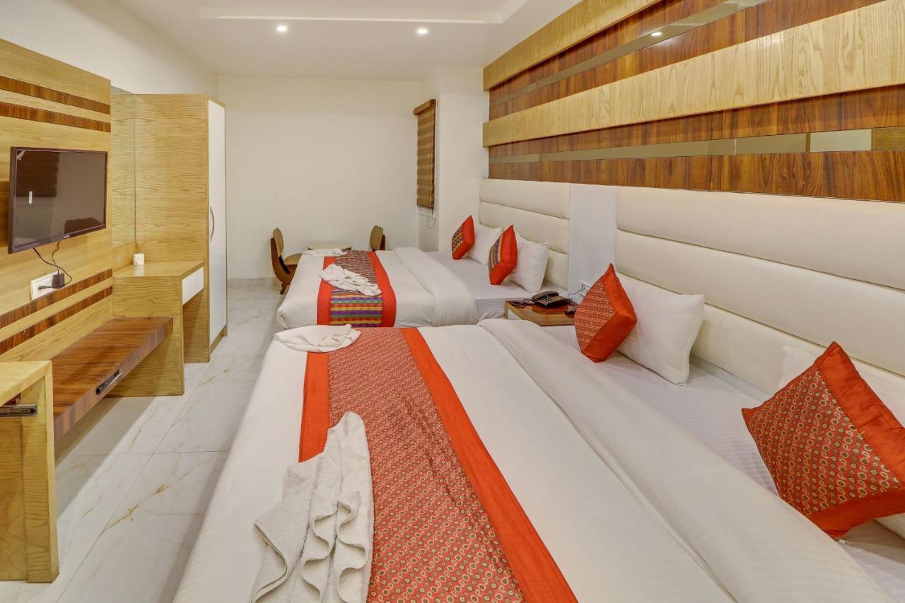 Hotel York Legacy -3 Minutes Walk From New Delhi Railway Station 'The 5 Star Ambience' Newly Built エクステリア 写真