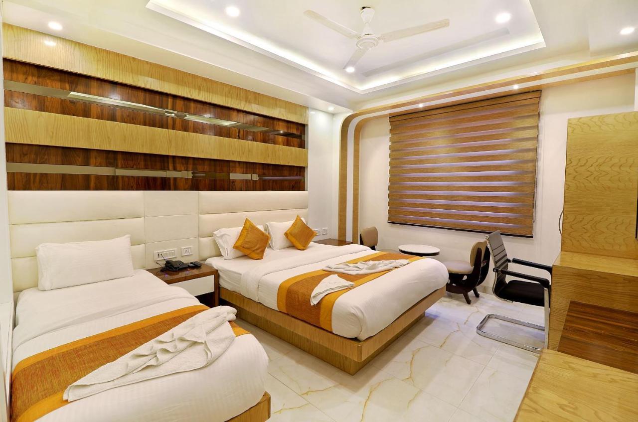 Hotel York Legacy -3 Minutes Walk From New Delhi Railway Station 'The 5 Star Ambience' Newly Built エクステリア 写真